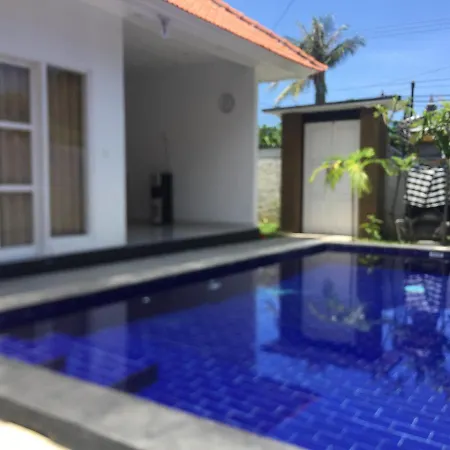 Queen Guest House Tulamben
